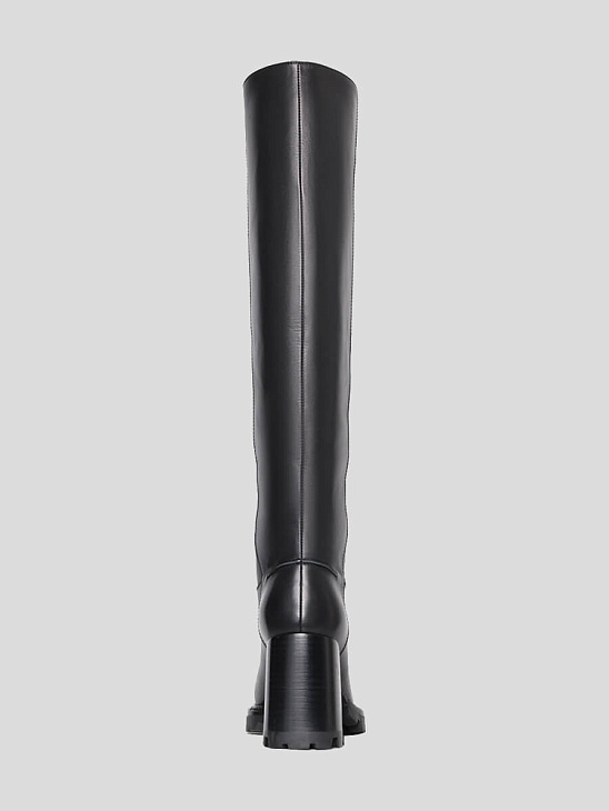 Knee boots