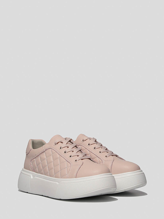 Mesh sneakers