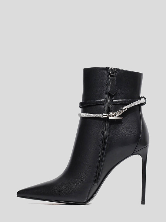 Ankle boots