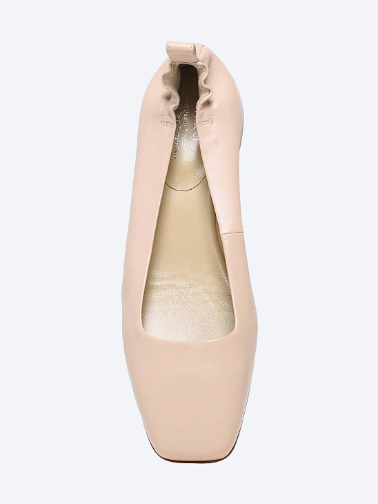 Ballet flats