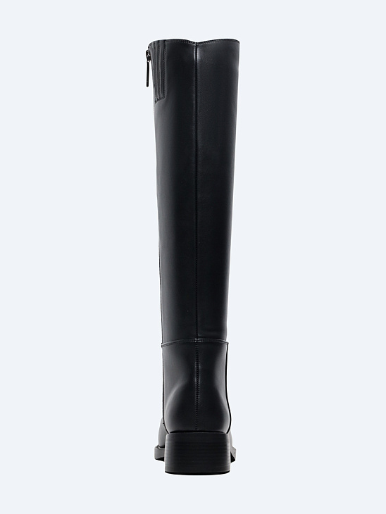 Knee boots