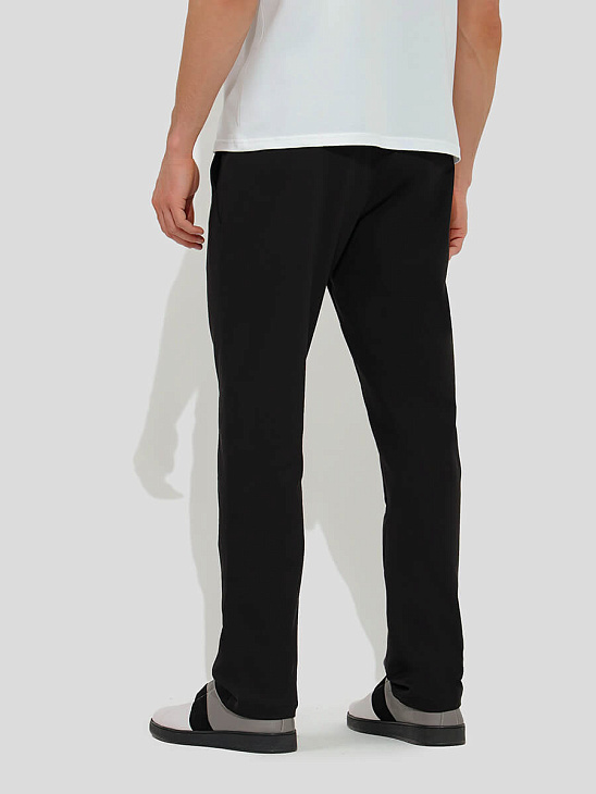 Athletic pants