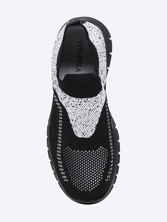 Mesh sneakers