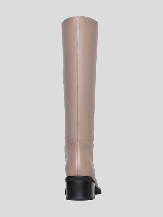 Knee boots