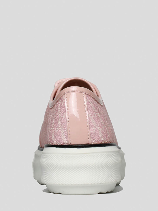 Mesh sneakers