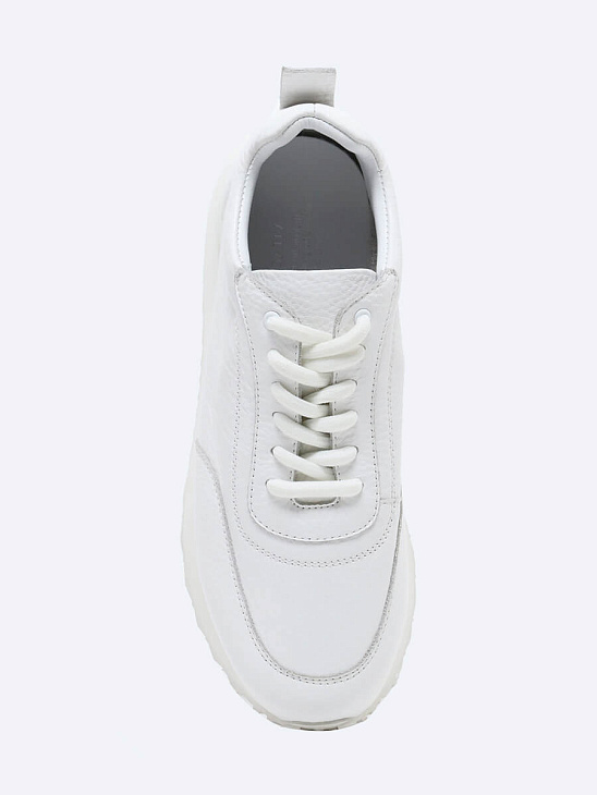 Mesh sneakers