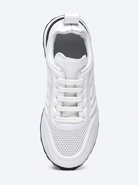 Mesh sneakers