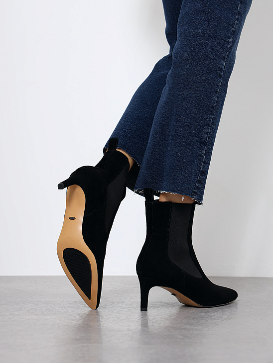 Ankle boots