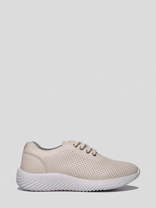 Mesh sneakers