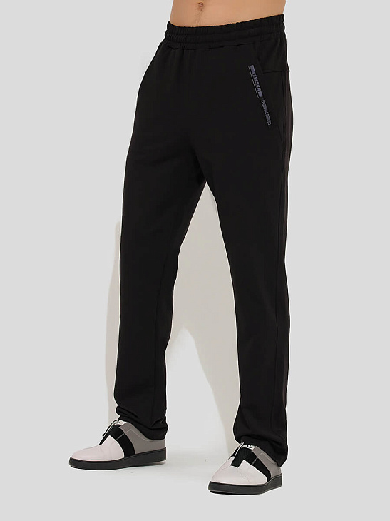 Athletic pants