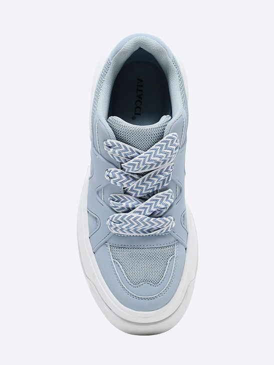 Mesh sneakers