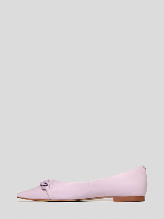 Ballet flats