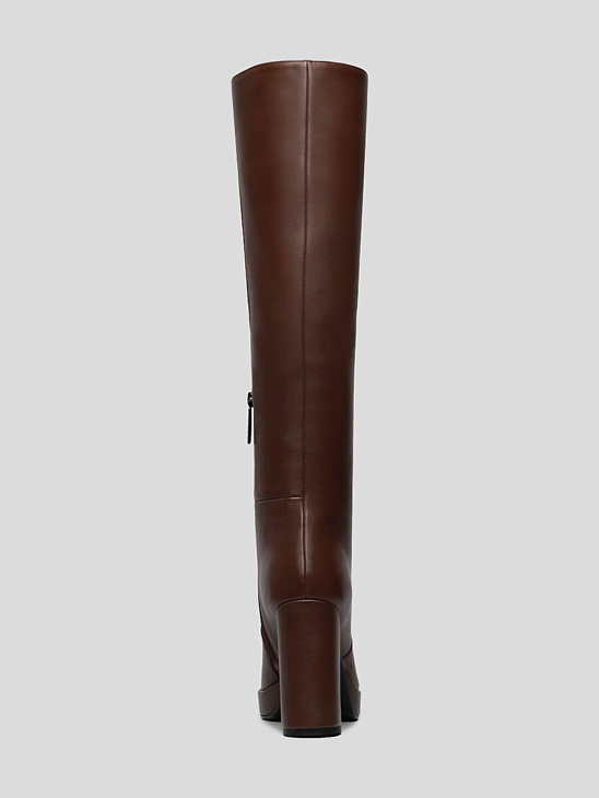 Knee boots