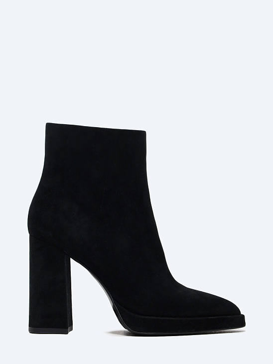 Ankle boots