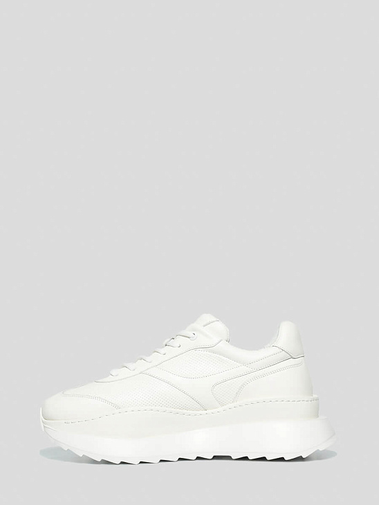 Mesh sneakers