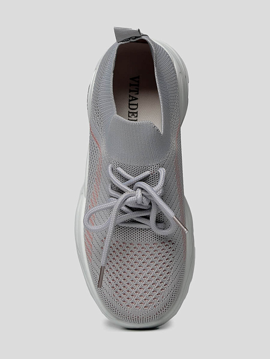 Mesh sneakers