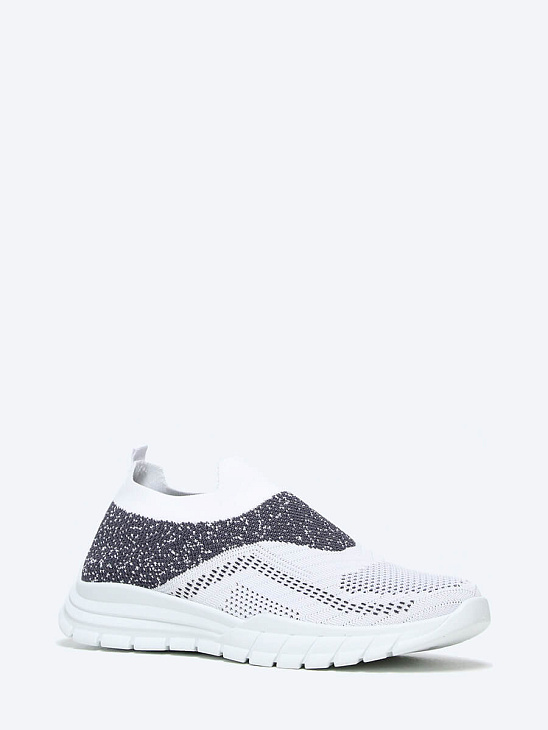 Mesh sneakers