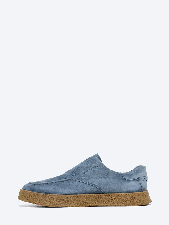 Slip ons