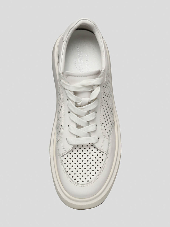 Mesh sneakers