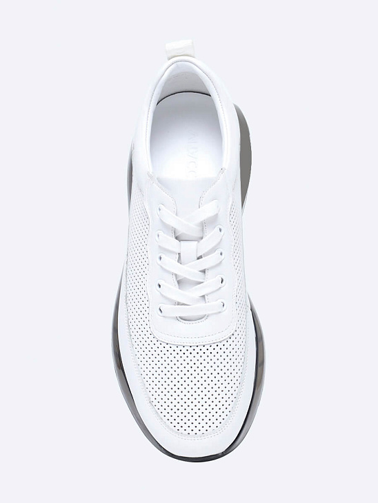 Mesh sneakers